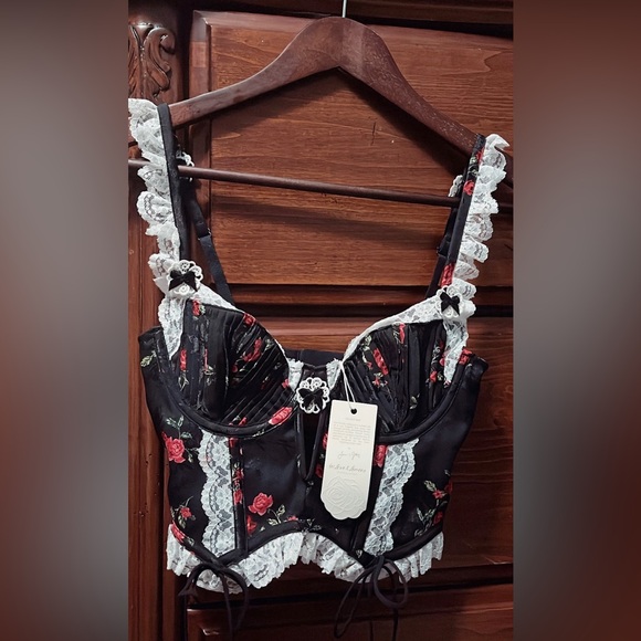 FOR LOVE & Lemons - Picture 6 of 6